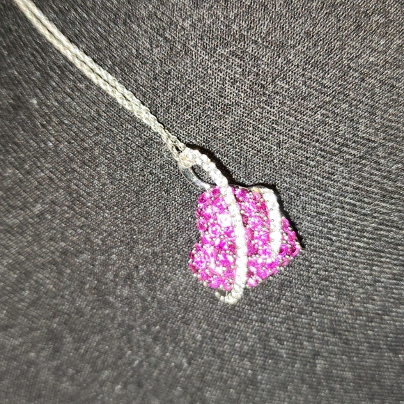 Pink heart necklace - Picture 2 of 2